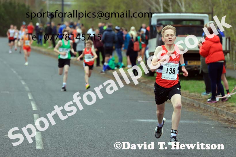 Boys and Girls under-15s, 2025 Elswick Harriers Good Friday Road Relays, Newburn, Newcastle upon Tyne. Photo: David T. Hewitson/Sports for All Pics